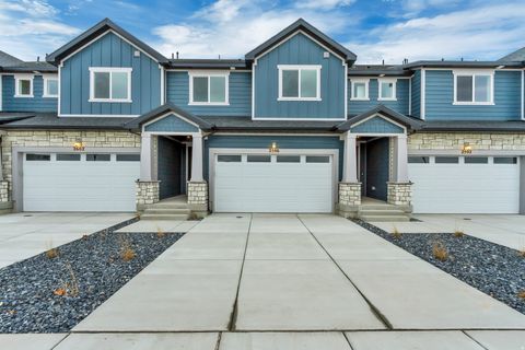 2596 N 2125 W 151 Clinton UT 84015