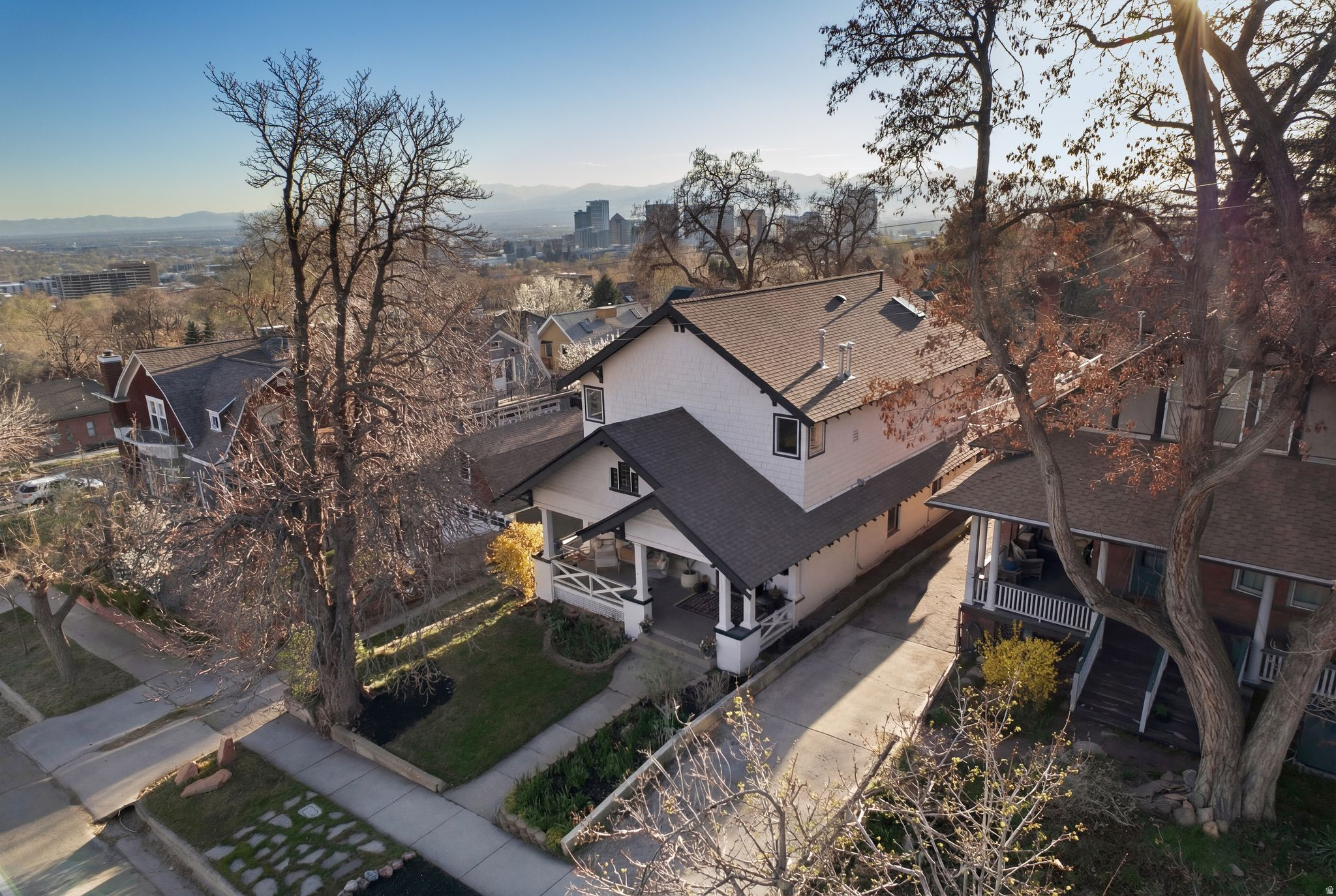 AVENUES - Residential