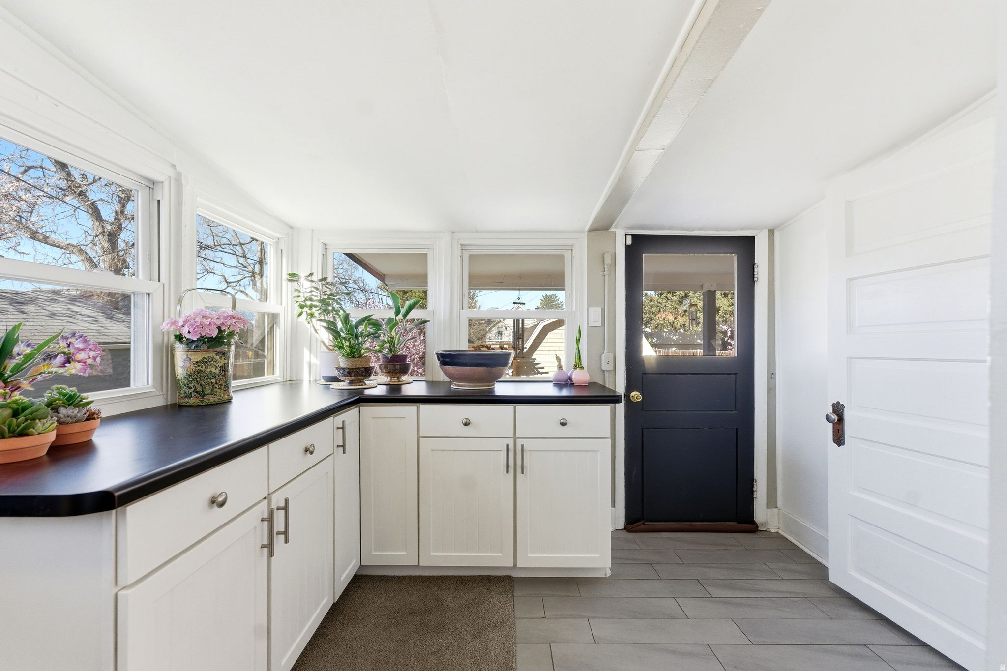 AVENUES - Residential