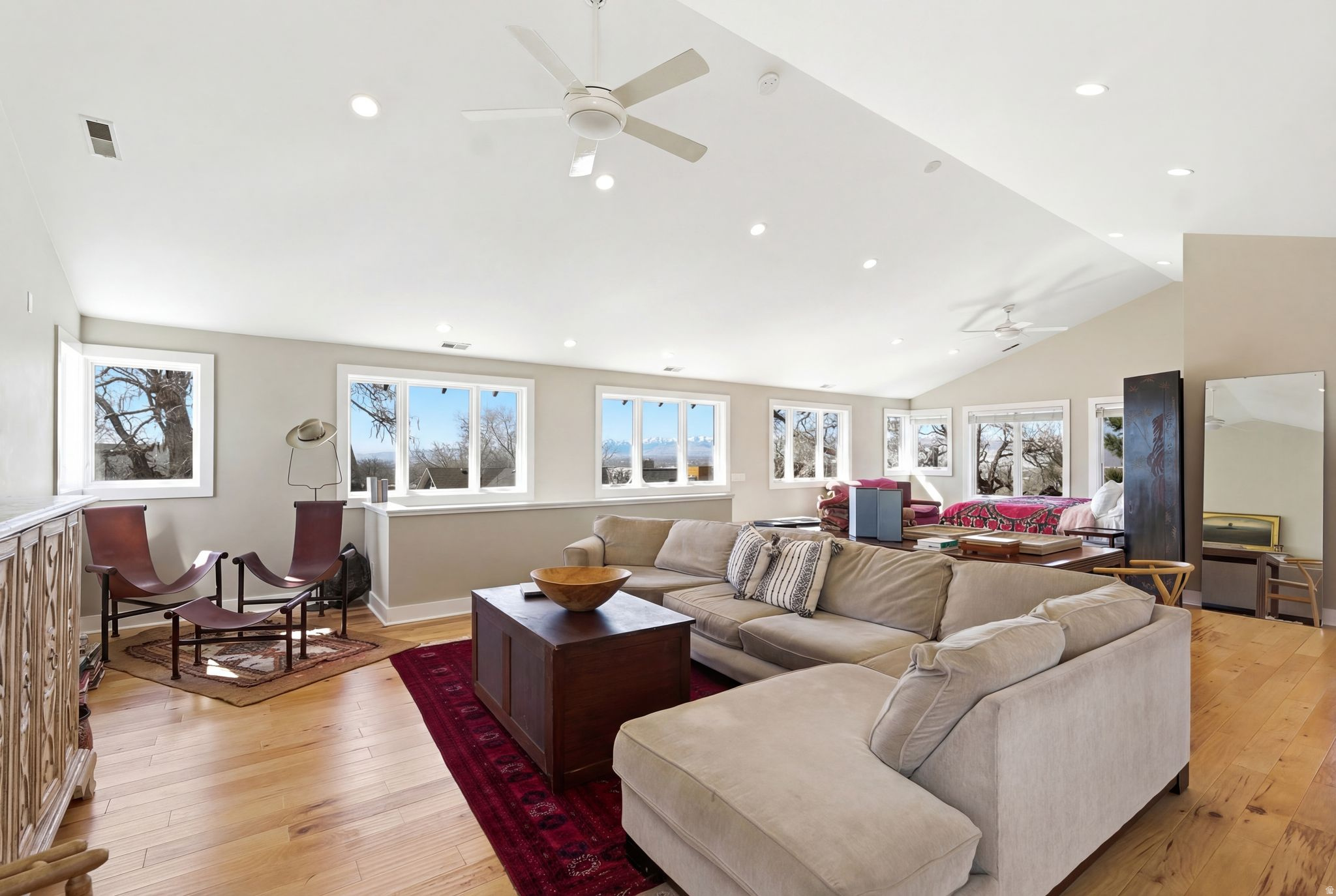 AVENUES - Residential