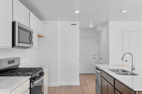 Tiny photo for 210 E GLENCOE DR #1060, Lehi, UT 84048 (MLS # 2141668)