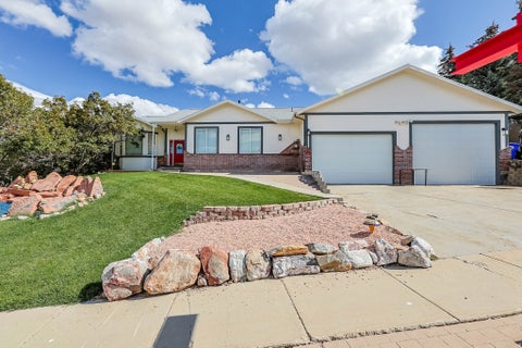 Homes For Sale - 569 Elk Meadow Loop<br/> Tooele, UT 84074
