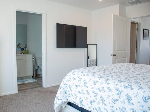 Tiny photo for 252 N SALTY LN, Saratoga Springs, UT 84045 (MLS # 2148271)