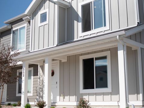 Tiny photo for 252 N SALTY LN, Saratoga Springs, UT 84045 (MLS # 2148271)
