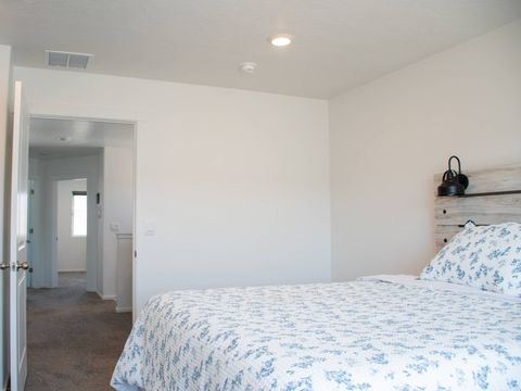 Tiny photo for 252 N SALTY LN, Saratoga Springs, UT 84045 (MLS # 2148271)