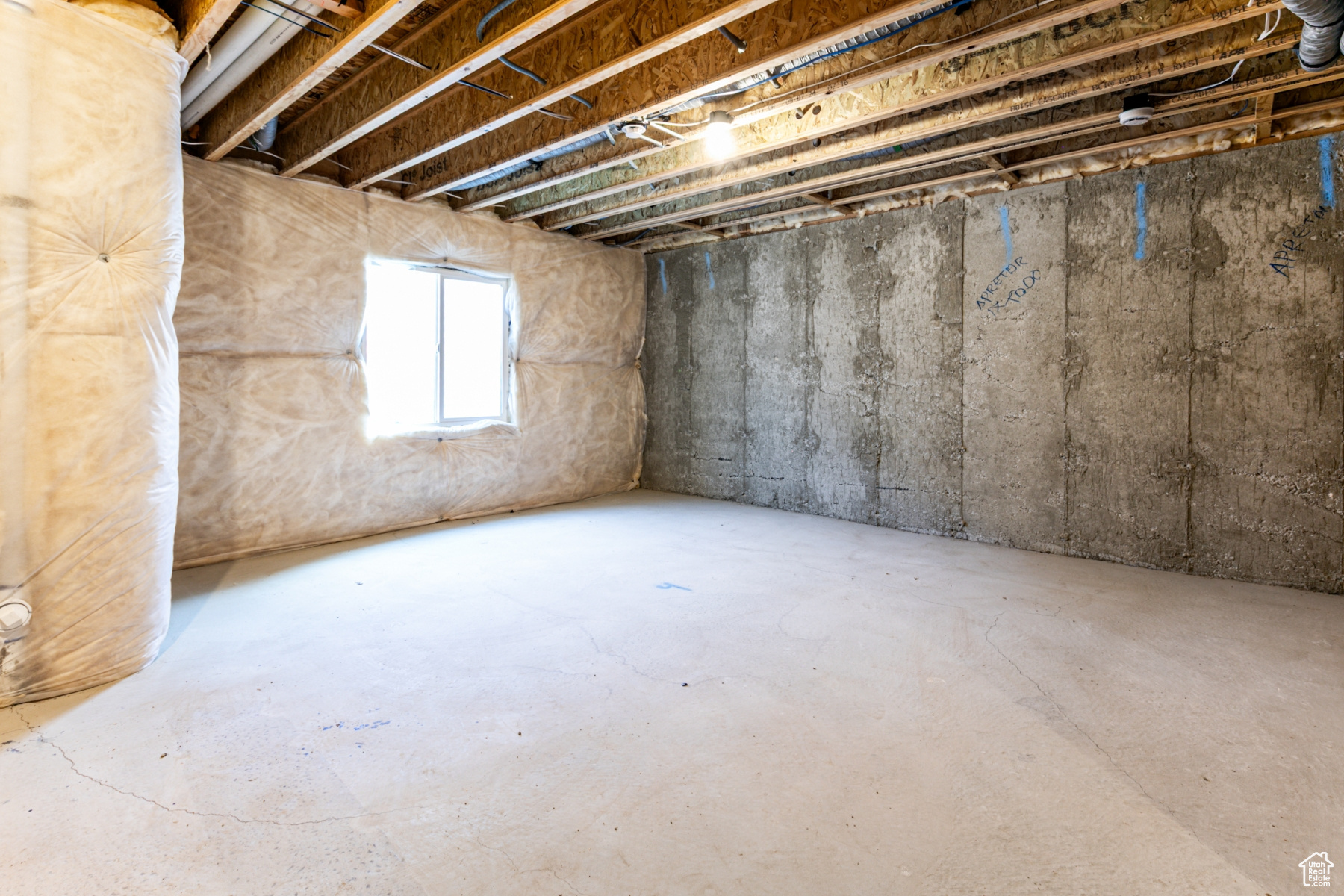 LLENNAR AT JORDANELLE RIDGE - Residential Lease