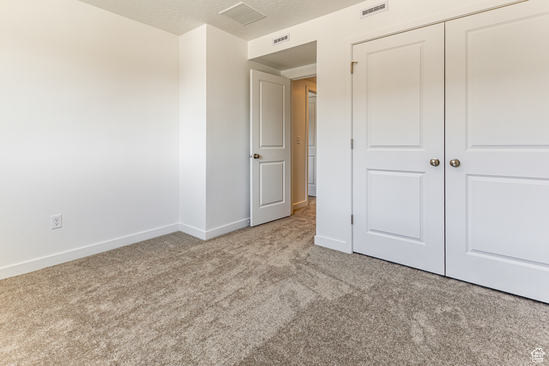 LLENNAR AT JORDANELLE RIDGE - Residential Lease