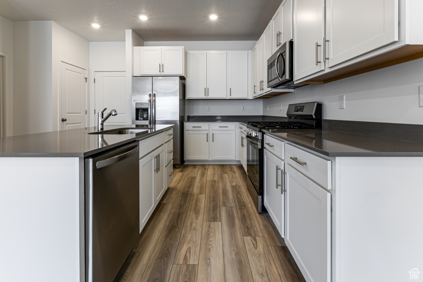 LLENNAR AT JORDANELLE RIDGE - Residential Lease