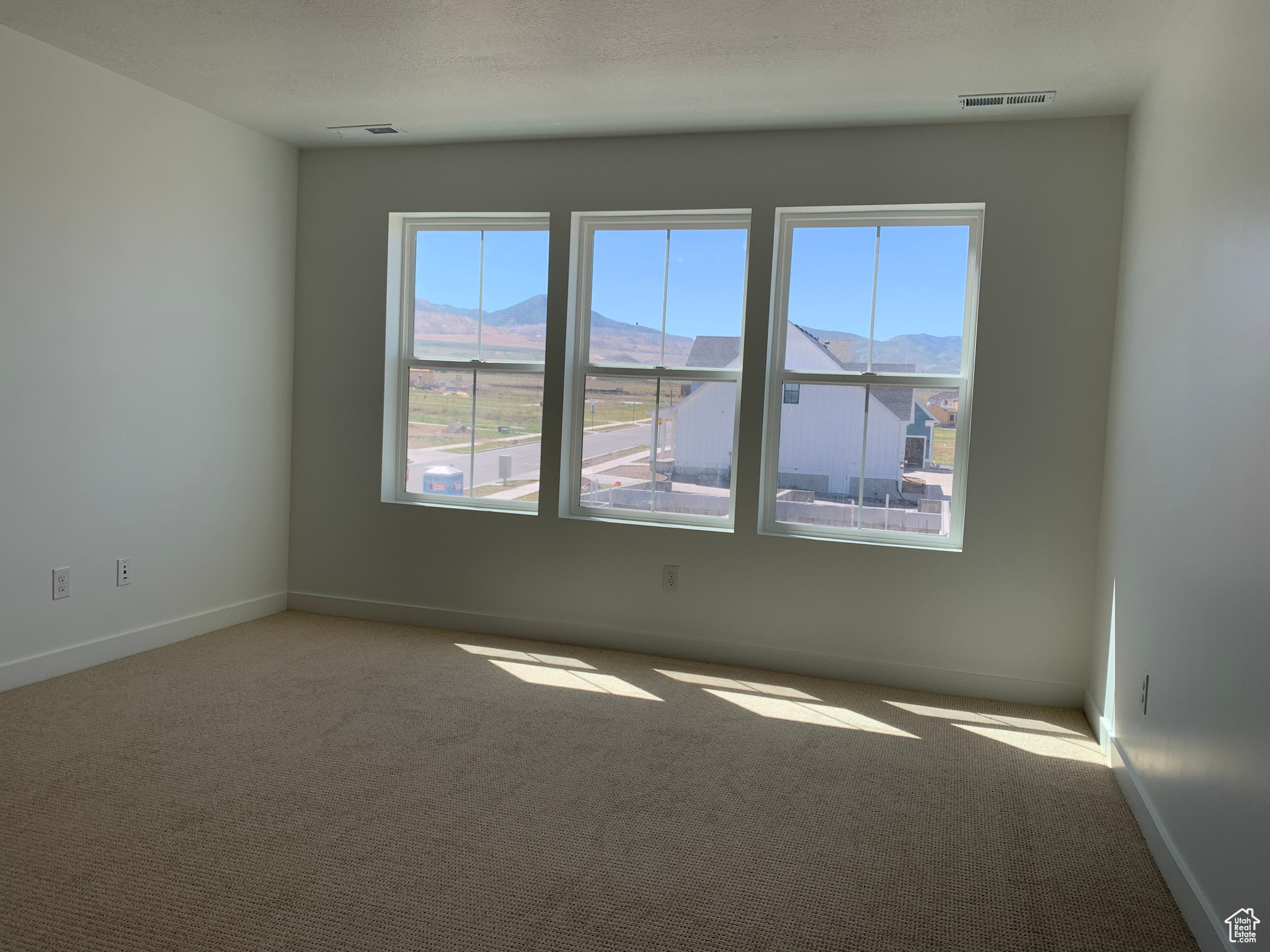 6887 W South Jordan Pkwy #33`, South Jordan, Utah image 10