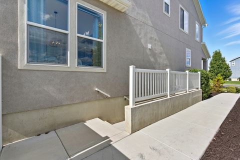Tiny photo for 1203 W APPALOOSA LN, Lehi, UT 84043 (MLS # 2152201)