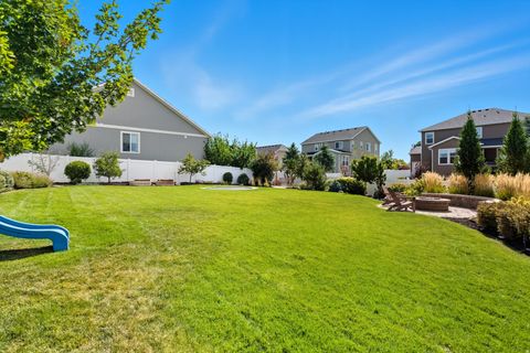Tiny photo for 1203 W APPALOOSA LN, Lehi, UT 84043 (MLS # 2152201)