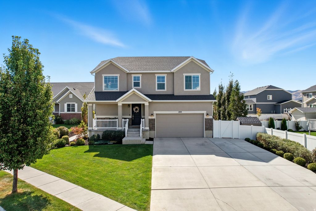 Photo of 1203 W APPALOOSA LN, Lehi, UT 84043 (MLS # 2152201)
