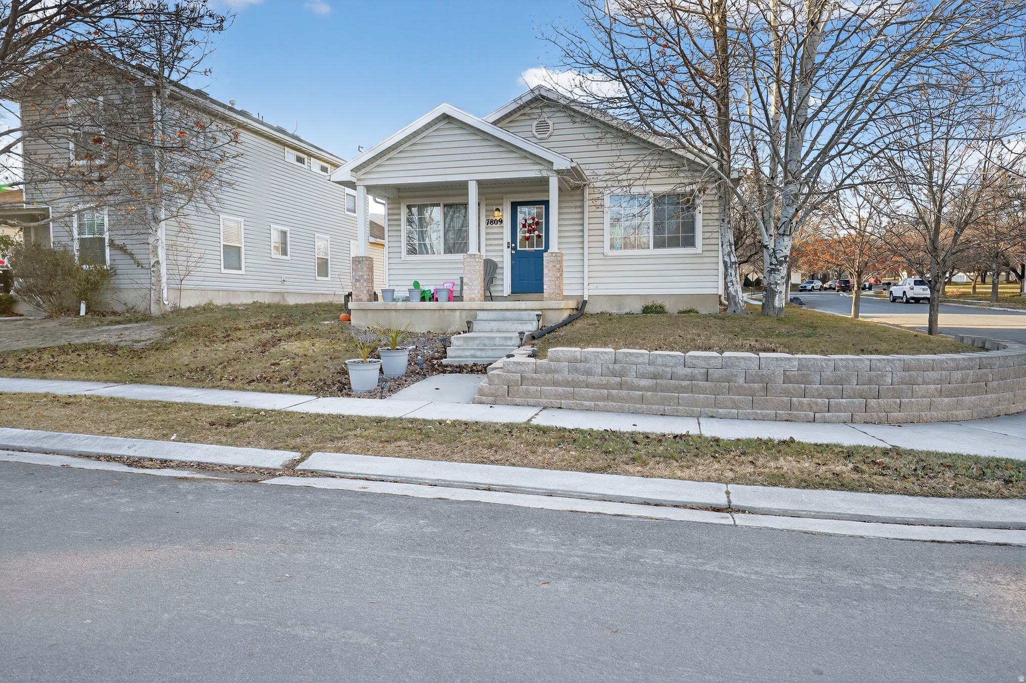 SADDLE ROCK RANCH - Residential