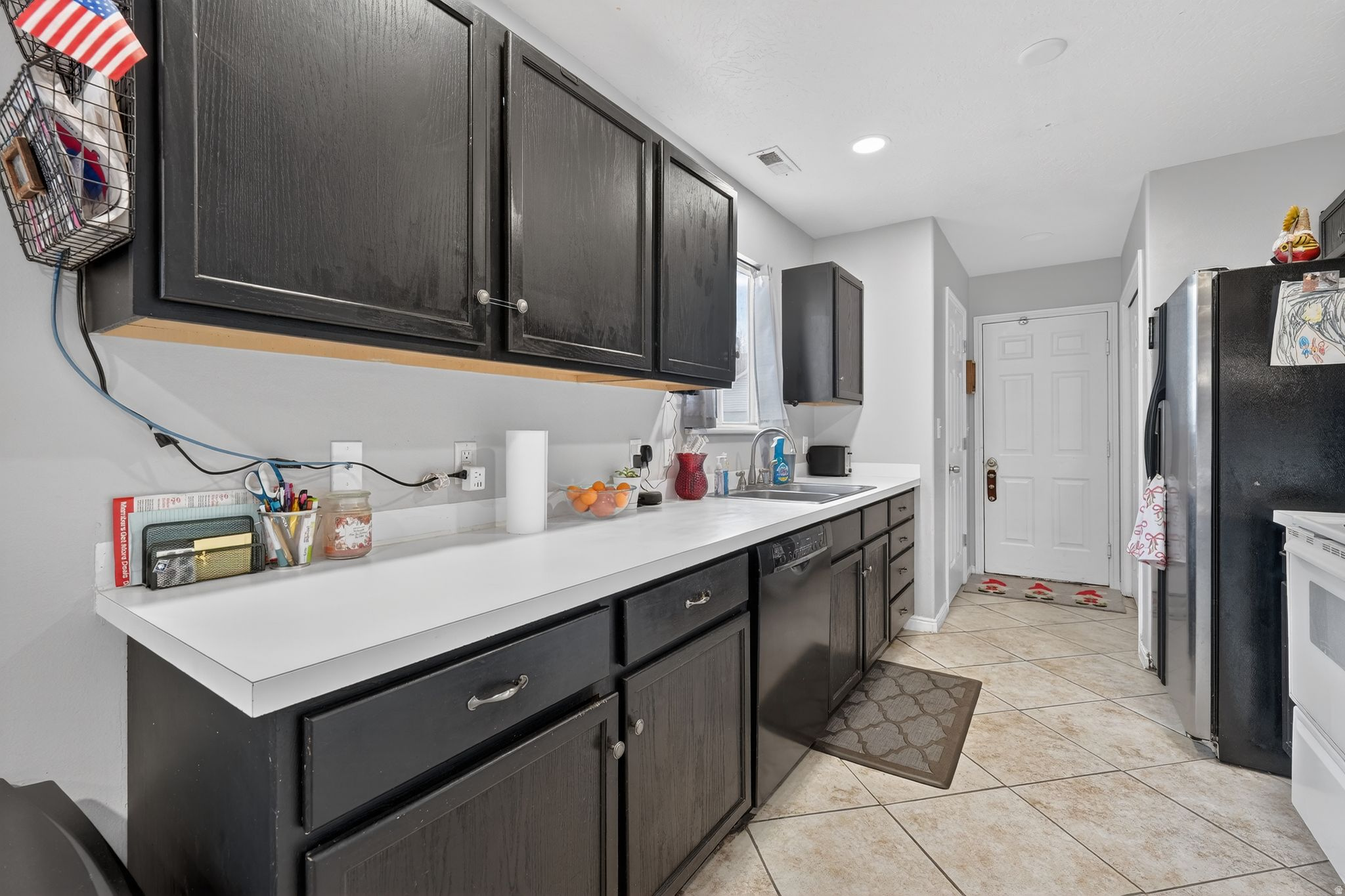 SADDLE ROCK RANCH - Residential