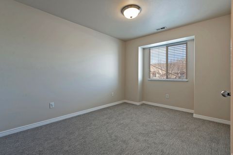 Tiny photo for 1364 E OLD MAPLE CT S, Salt Lake City, UT 84117 (MLS # 2146510)