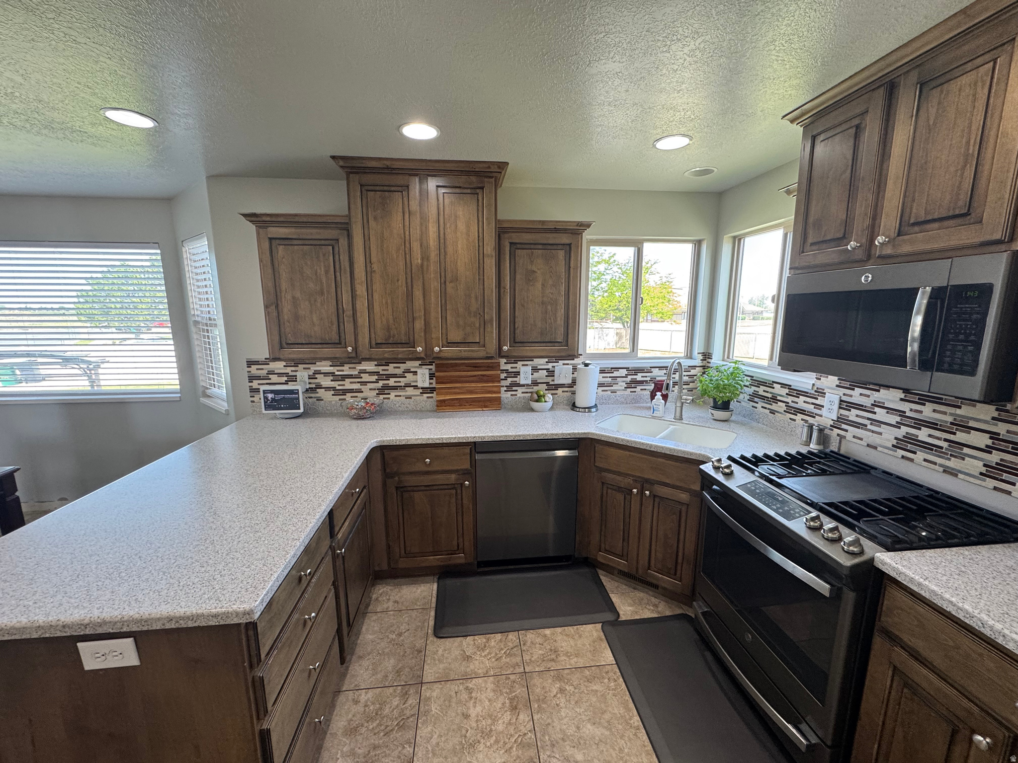 FREEDOM ESTATES - Residential