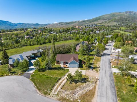 Tiny photo for 4838 E FAIRWAY CIR, Eden, UT 84310 (MLS # 2159099)