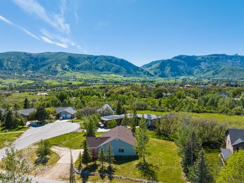 Tiny photo for 4838 E FAIRWAY CIR, Eden, UT 84310 (MLS # 2159099)