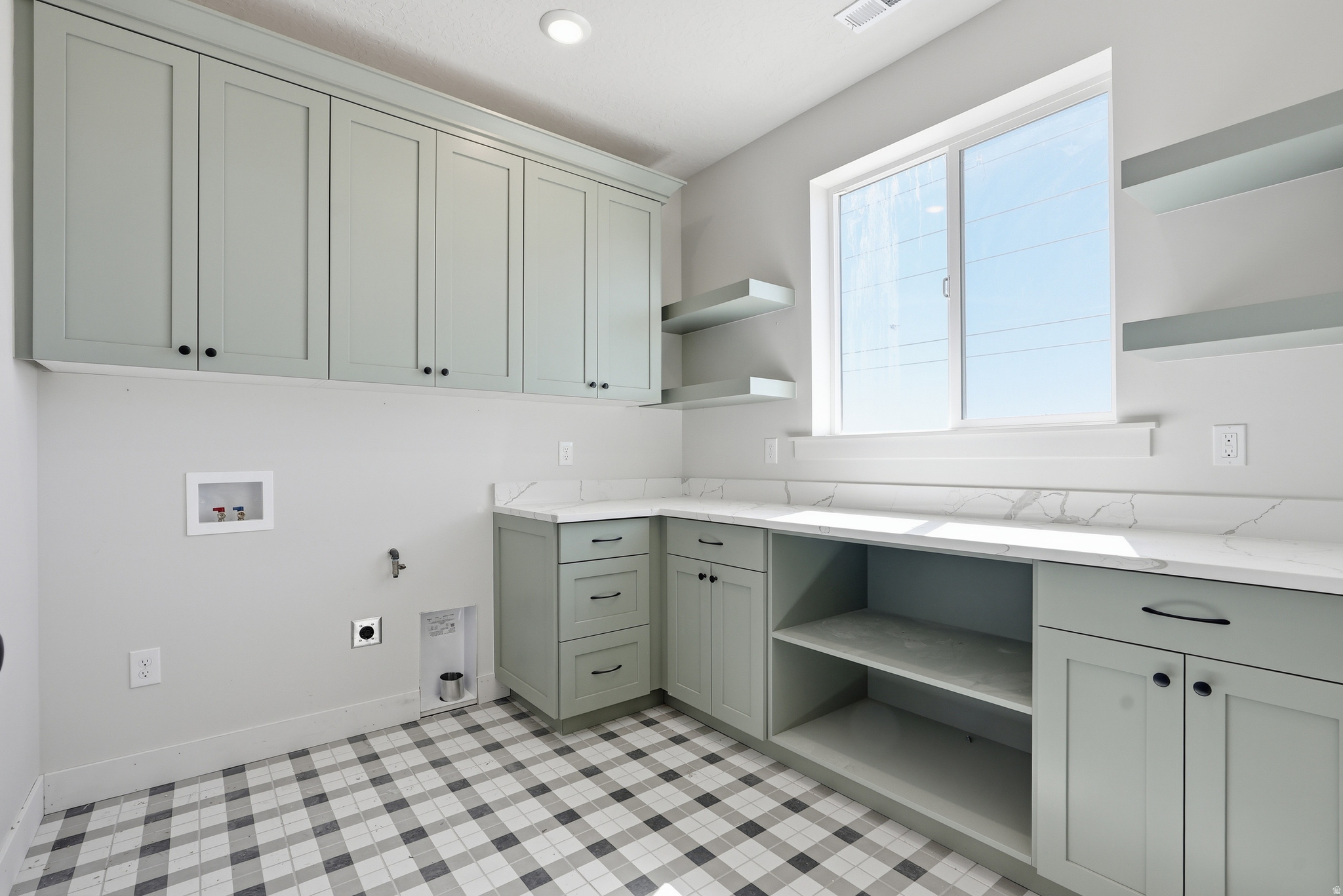 FREEDOM VIEW COVE - Residential