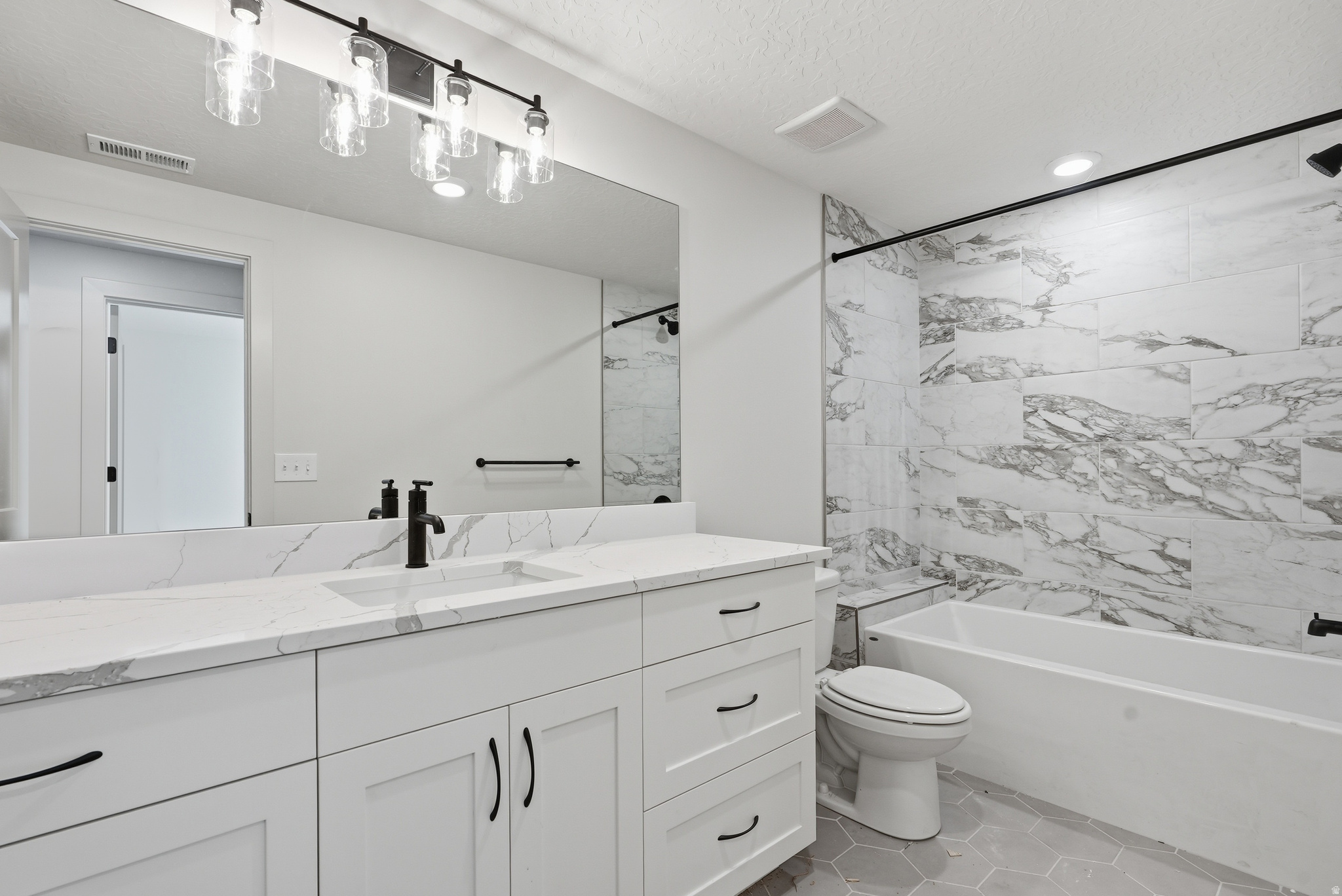 FREEDOM VIEW COVE - Residential