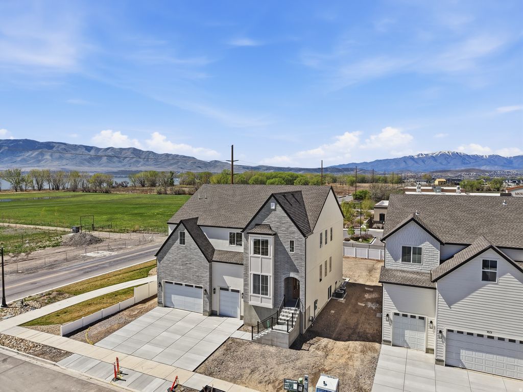 Photo of 157 N HUSKER LN #16, Saratoga Springs, UT 84045 (MLS # 2151234)
