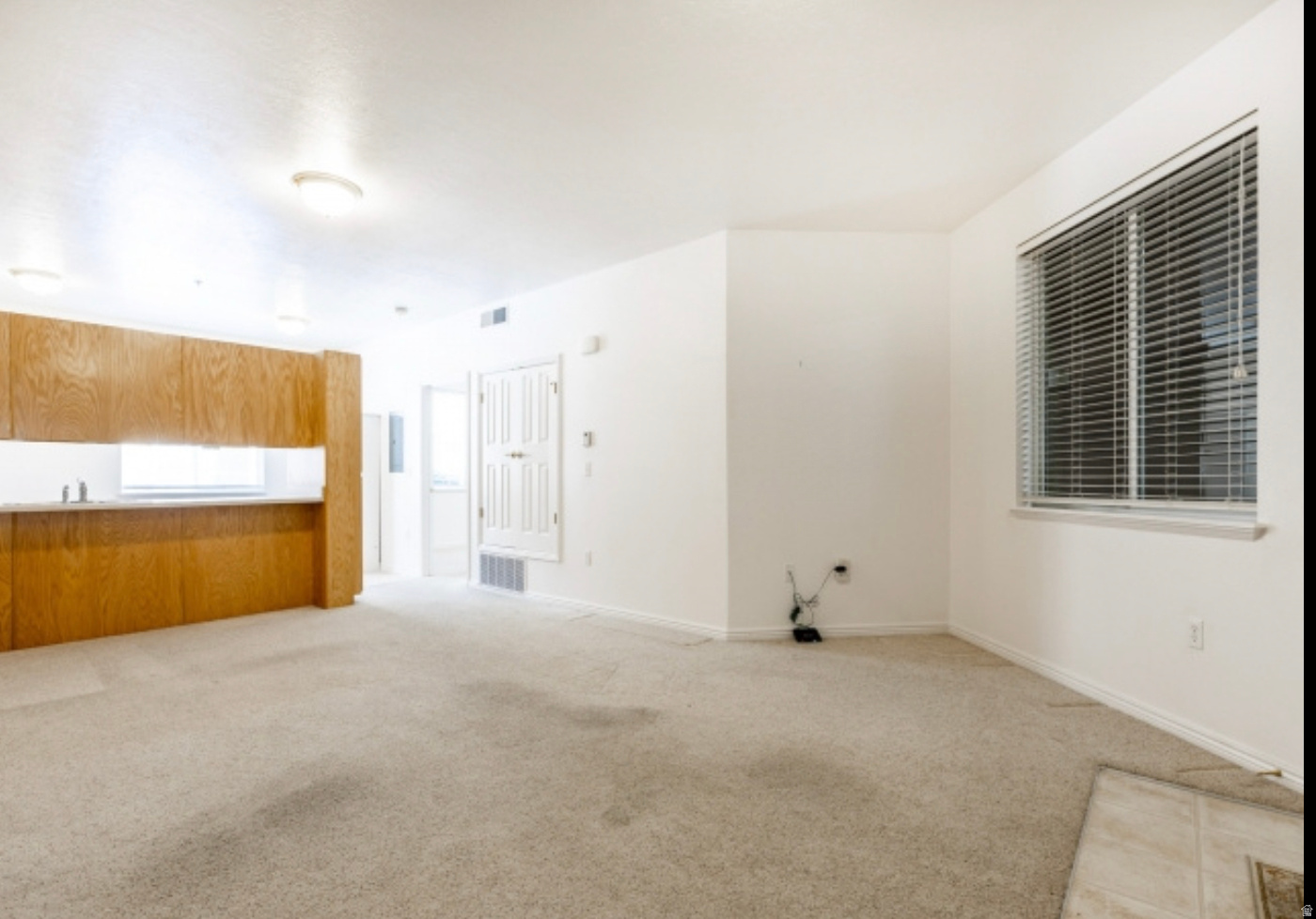 MIRA VISTA CONDO - Residential