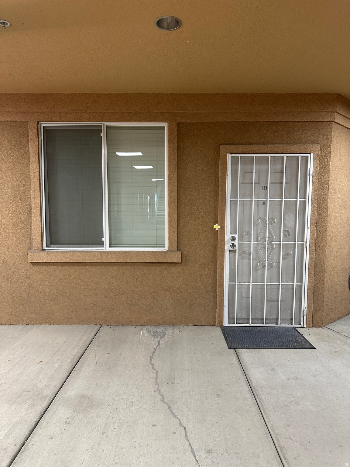 MIRA VISTA CONDO - Residential