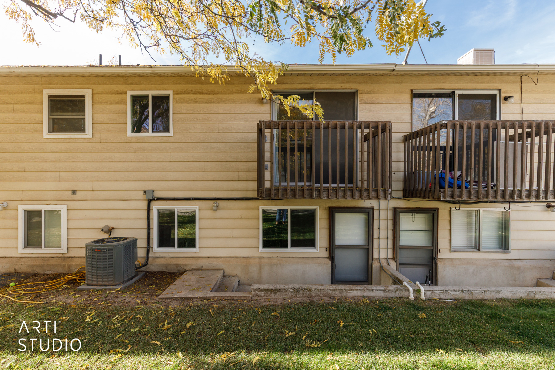 BRIDGEWOOD MANOR - Residential