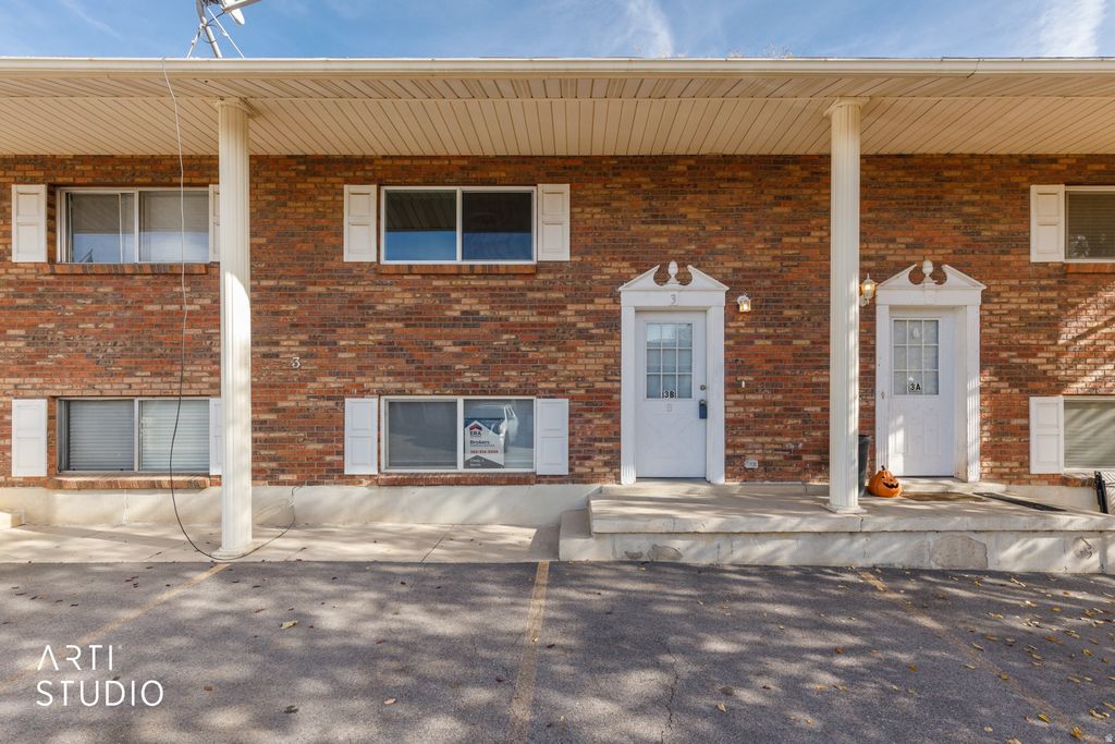 Photo of 111 CENTER ST E #3B, Clearfield, UT 84015 (MLS # 2122529)