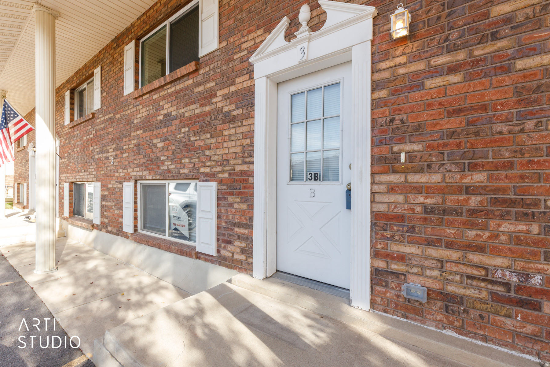 BRIDGEWOOD MANOR - Residential