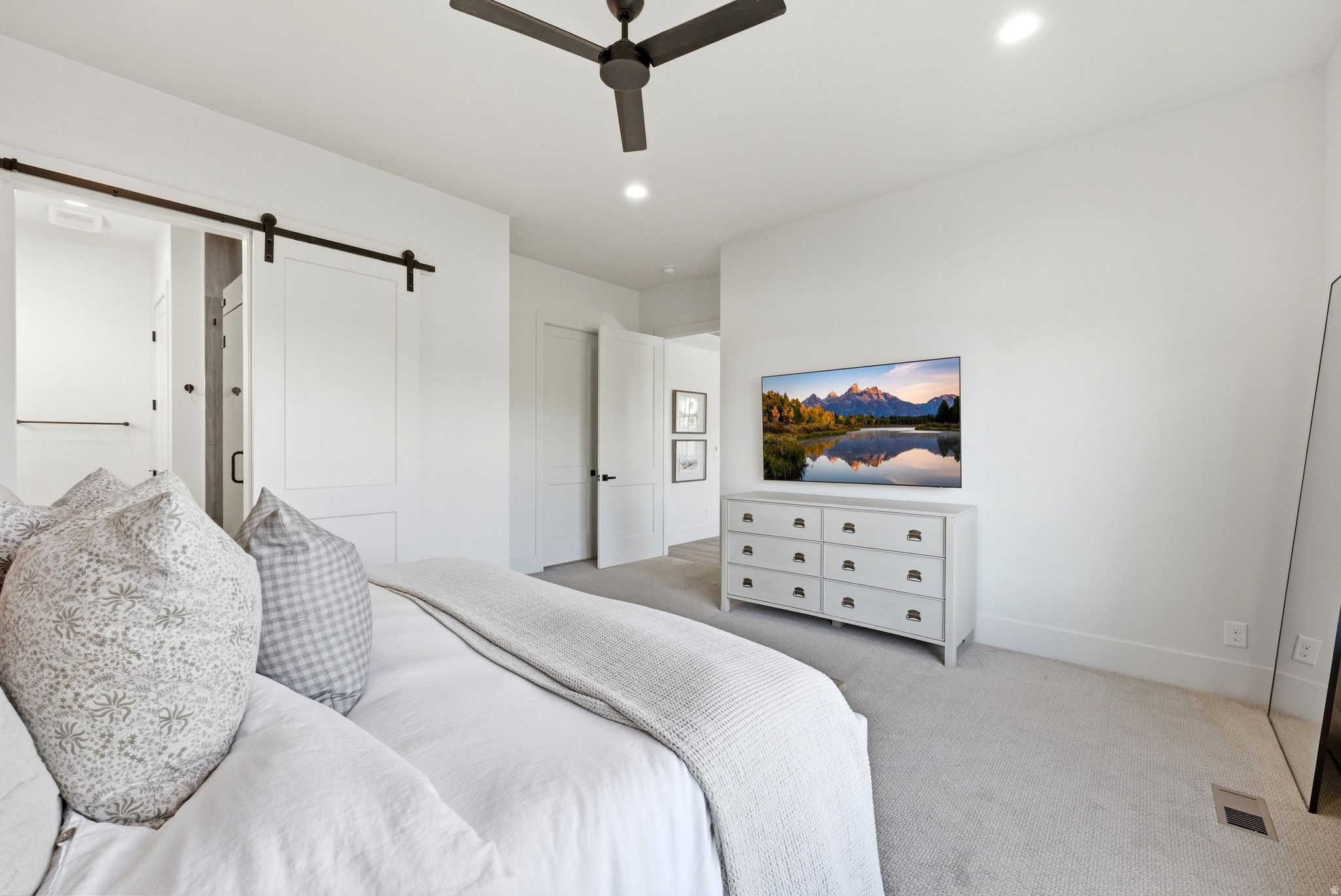 REMUND FARMS - Residential