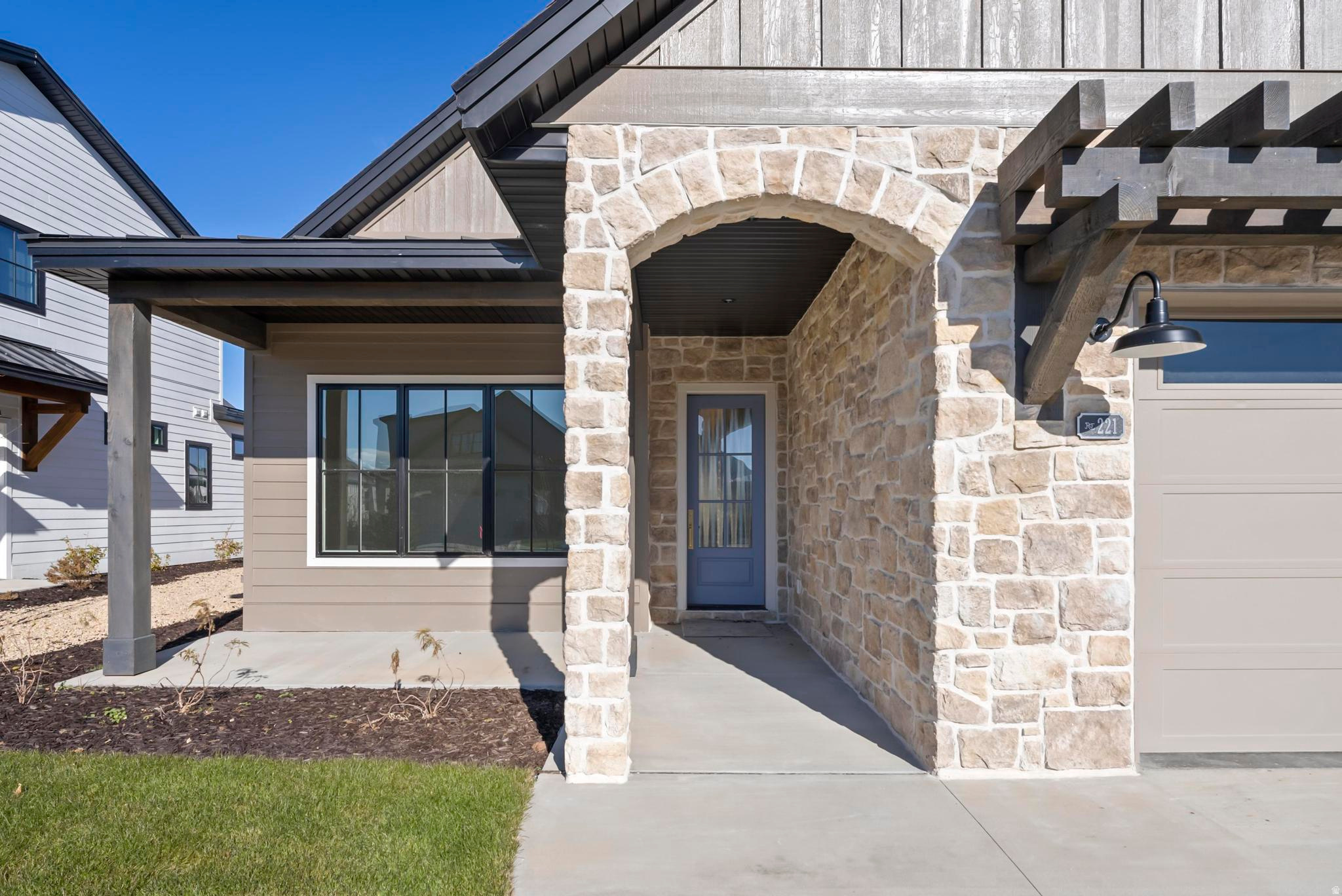 REMUND FARMS - Residential