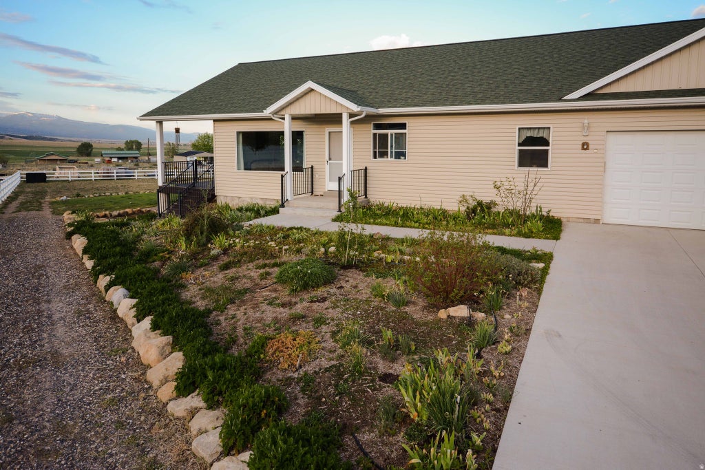 Photo of 450 E 200 S, Fairview, UT 84629 (MLS # 2165953)