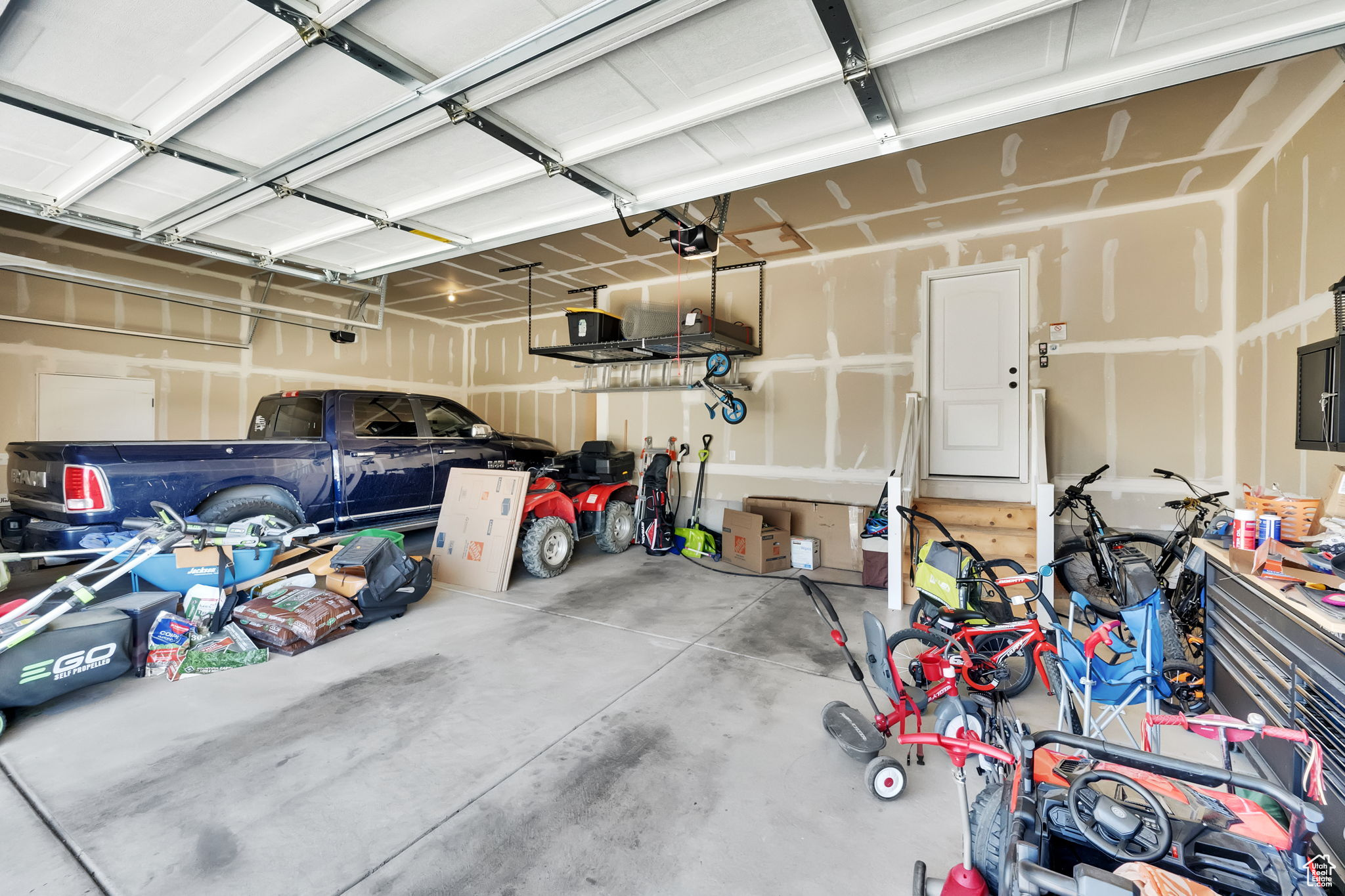 BRANDON PARK - Residential