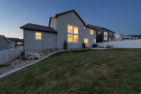 Tiny photo for 478 N WOODLAND RD, Saratoga Springs, UT 84045 (MLS # 2123353)