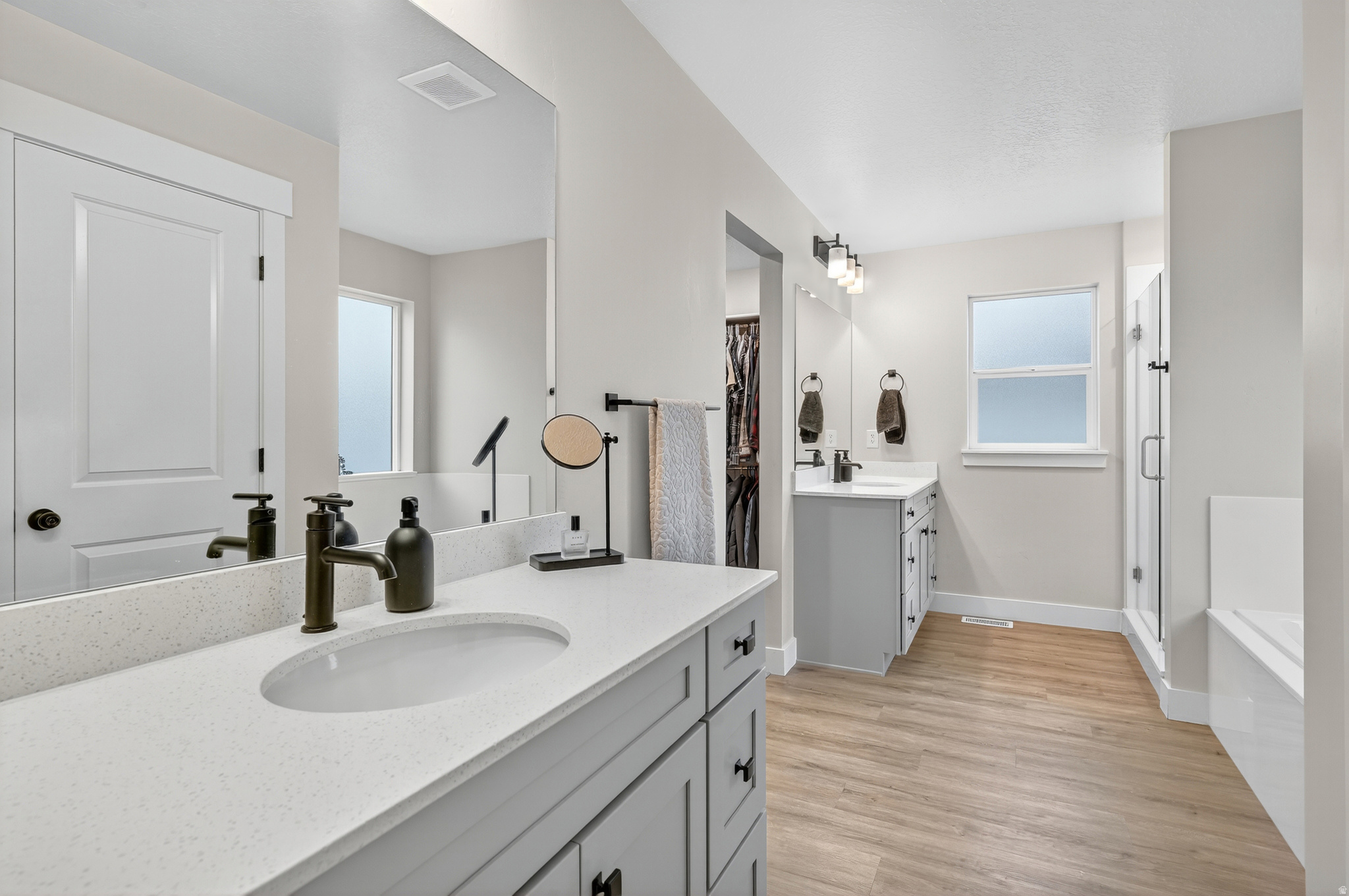 QUAILHILL - Residential