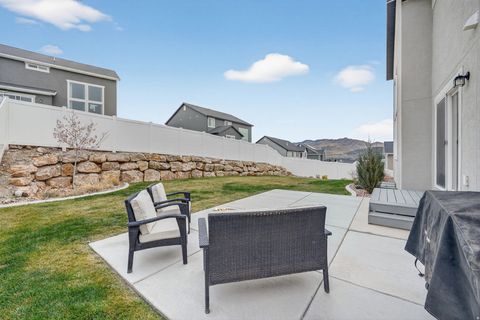 Tiny photo for 478 N WOODLAND RD, Saratoga Springs, UT 84045 (MLS # 2123353)