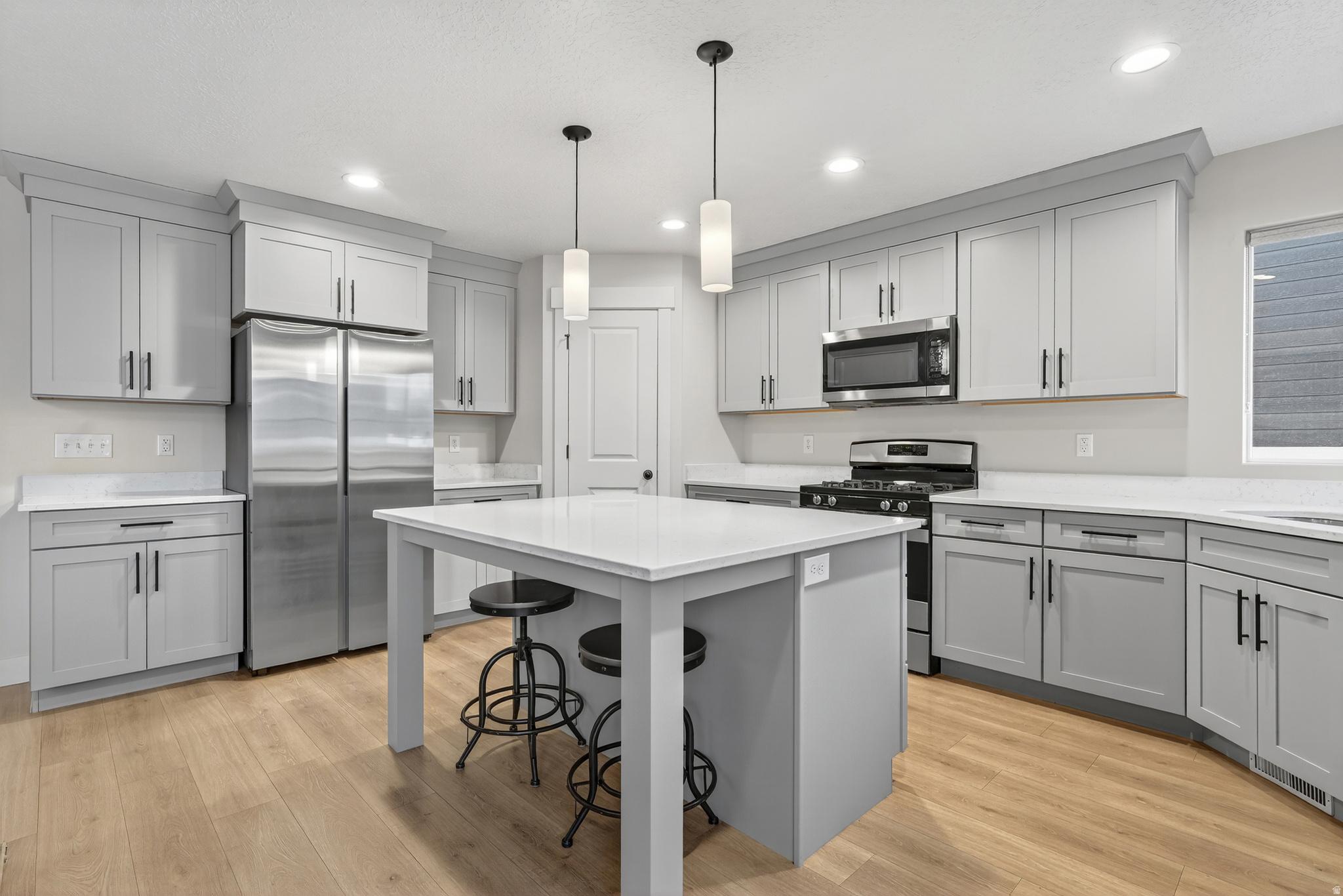 QUAILHILL - Residential