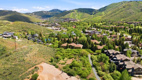Condo For Sale - 557 Saddle View Way #17<br/> Park City, UT 84060