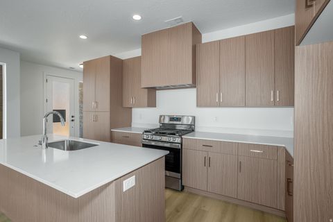 Tiny photo for 2779 W SILVER CHOLLA LN #72, Saint George, UT 84770 (MLS # 2142513)