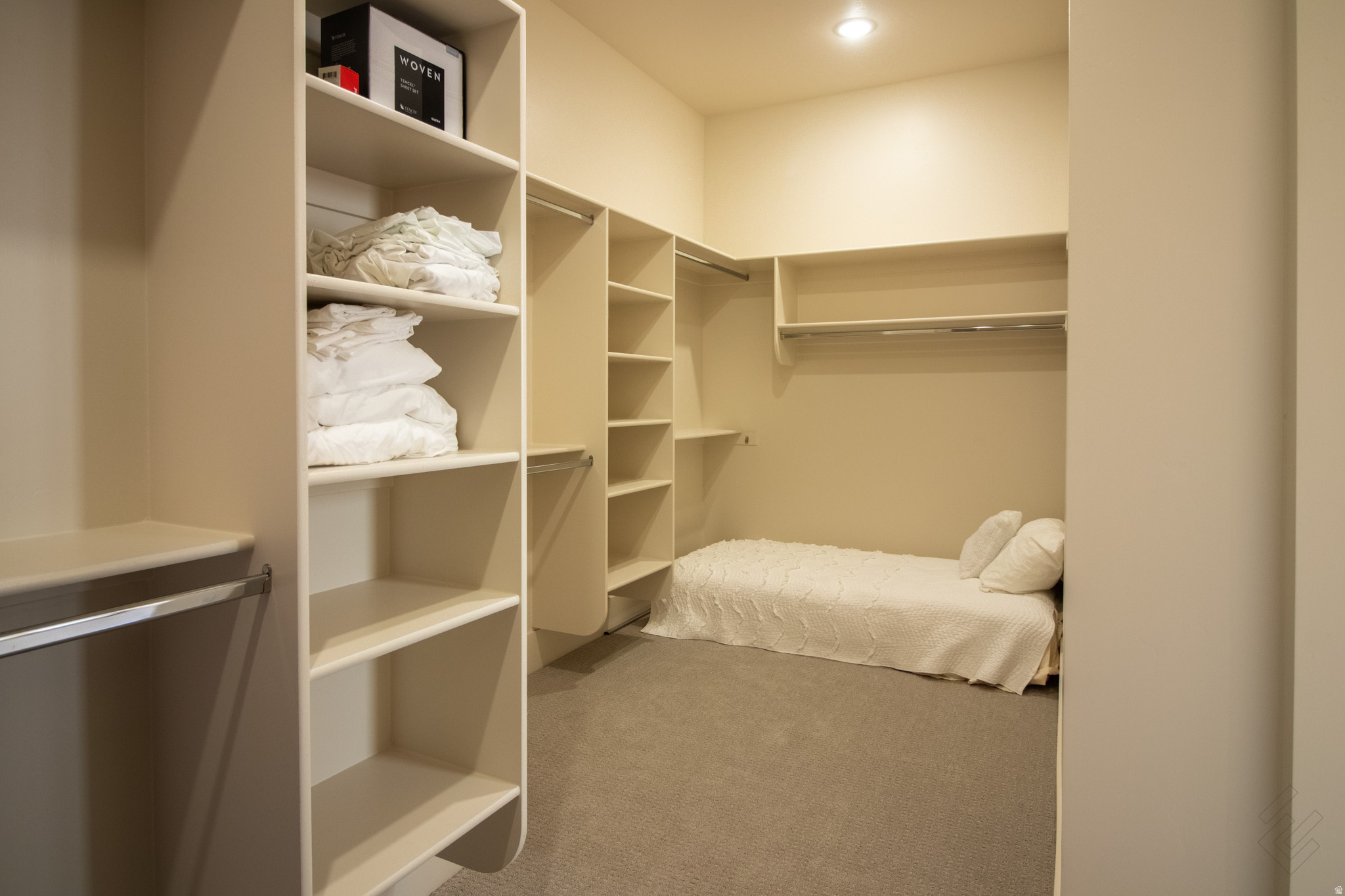 RED MESA AT SUNRISE - Residential