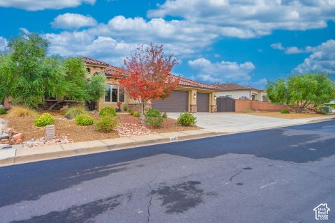 Tiny photo for 1646 E 90 CIR S, Saint George, UT 84790 (MLS # 2192625)