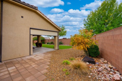 Tiny photo for 1646 E 90 CIR S, Saint George, UT 84790 (MLS # 2192625)