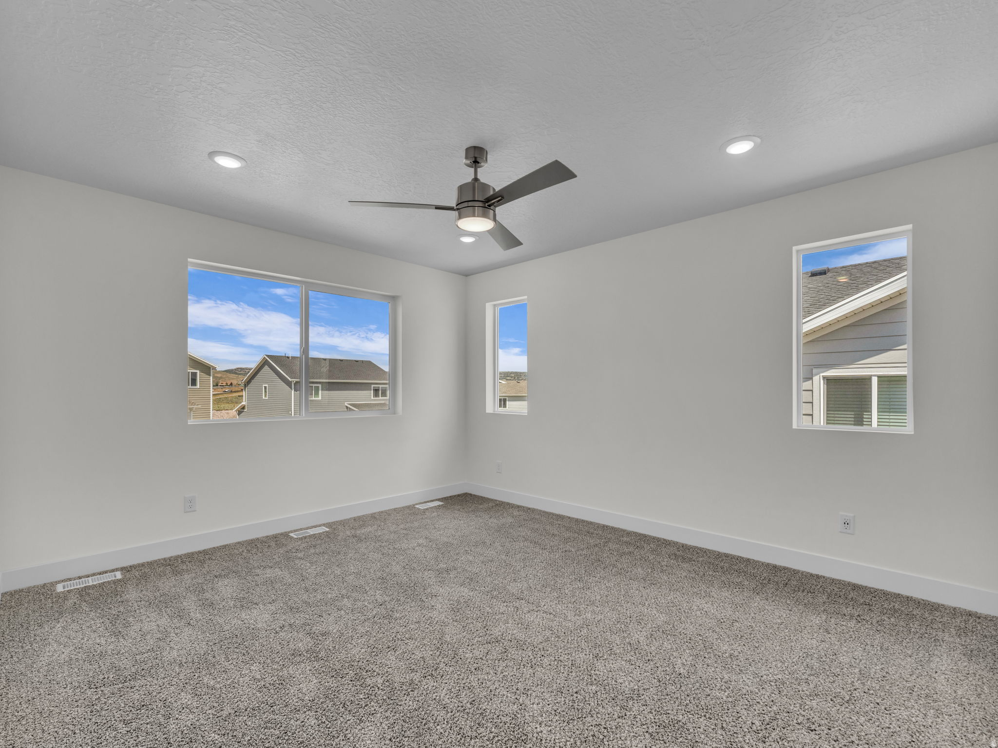 SILVER CREEK - Residential