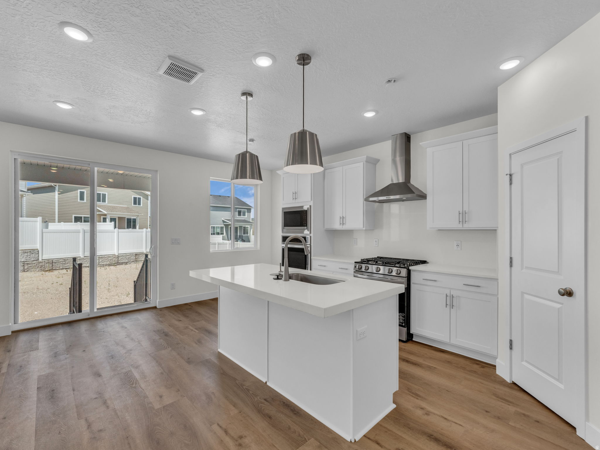 SILVER CREEK - Residential