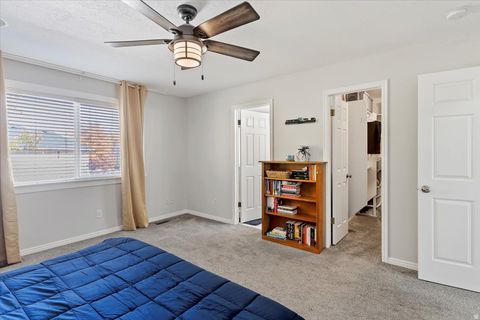 Tiny photo for 49 E 550 S, Kaysville, UT 84037 (MLS # 2121236)