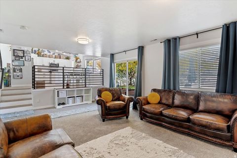 Tiny photo for 49 E 550 S, Kaysville, UT 84037 (MLS # 2121236)