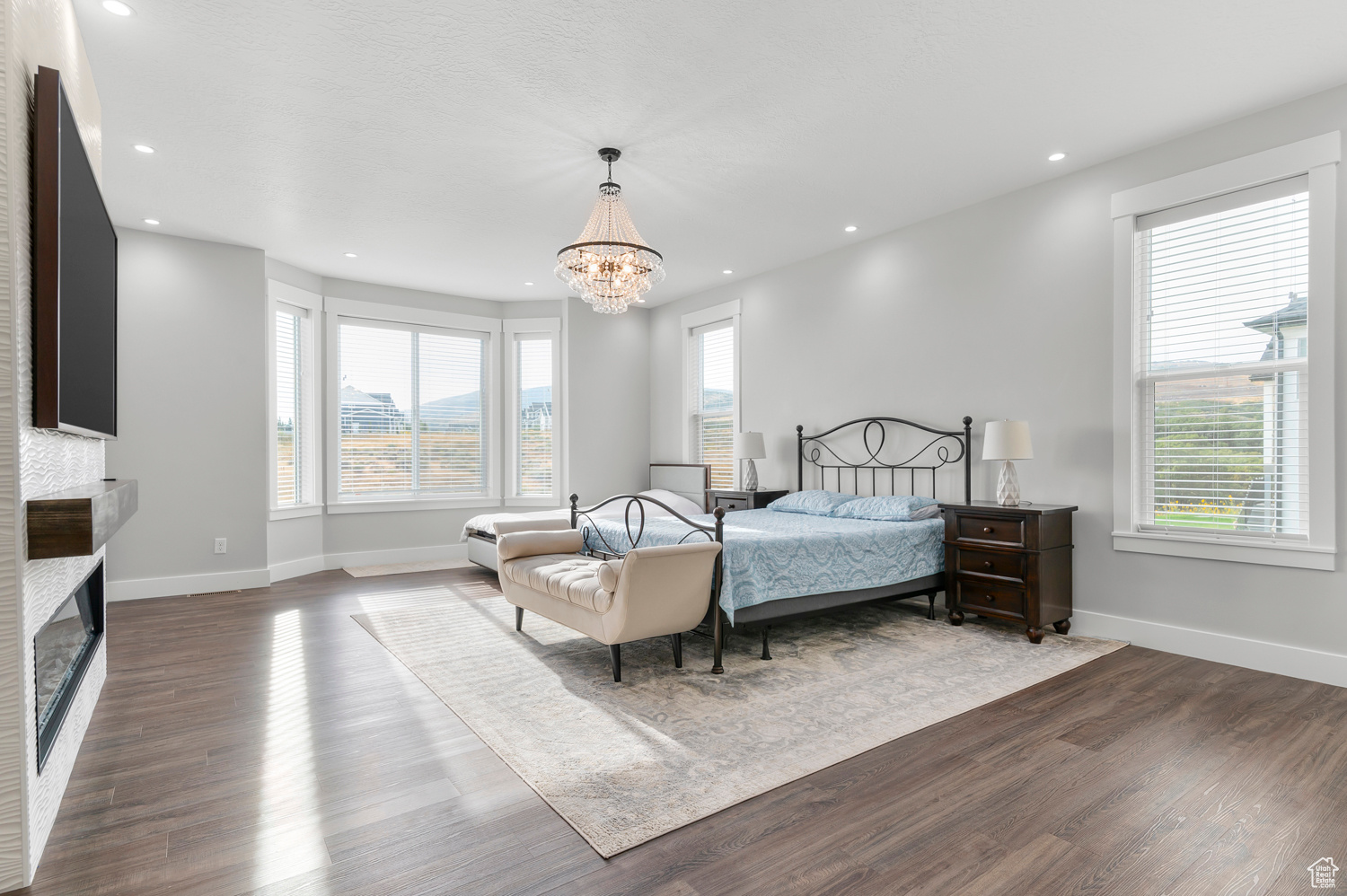 BEACON HILL - Residential
