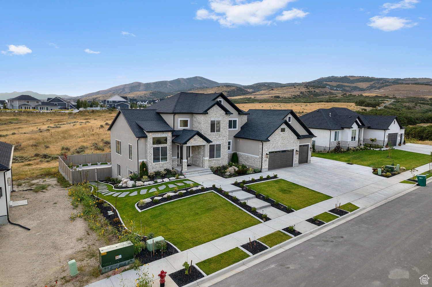BEACON HILL - Residential
