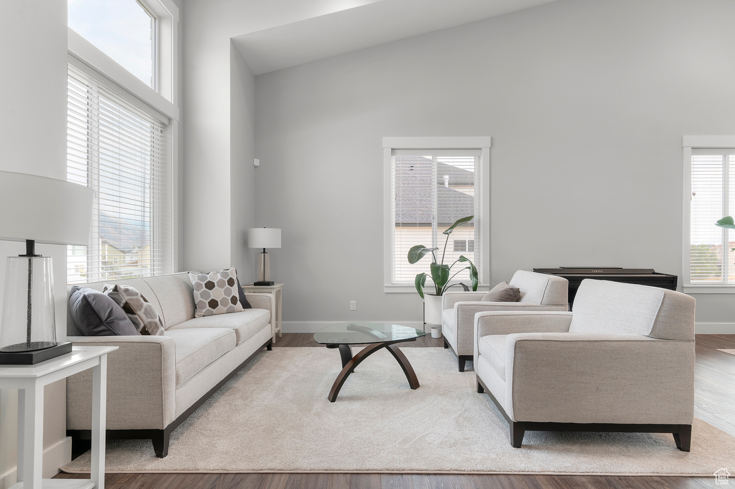 BEACON HILL - Residential